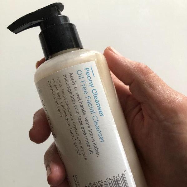 cleanser oil free for sensitive skin